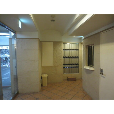 【ロビー】 | クレフォート大森 | 落ち着いたロビーです