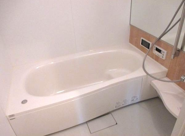 アリエッタA棟（岩倉市大地町）の浴室