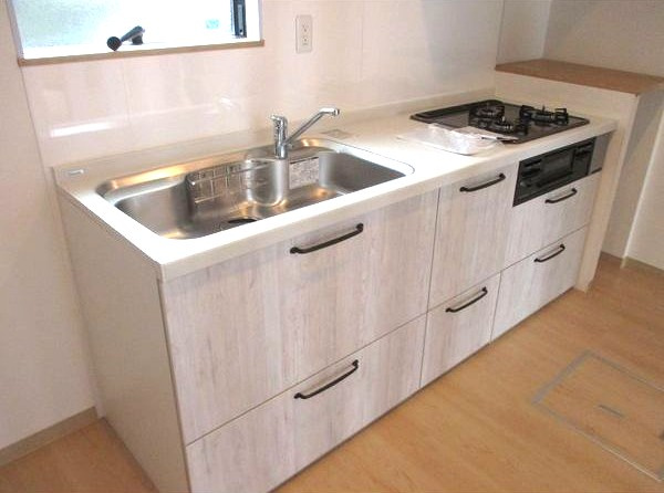 アリエッタA棟（岩倉市大地町）のキッチン