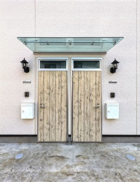 アリエッタA棟（岩倉市大地町）のエントランス