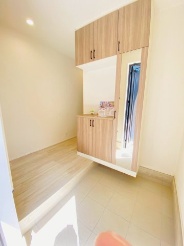 リナージュ／上益城益城町広崎第1期／１号棟の玄関