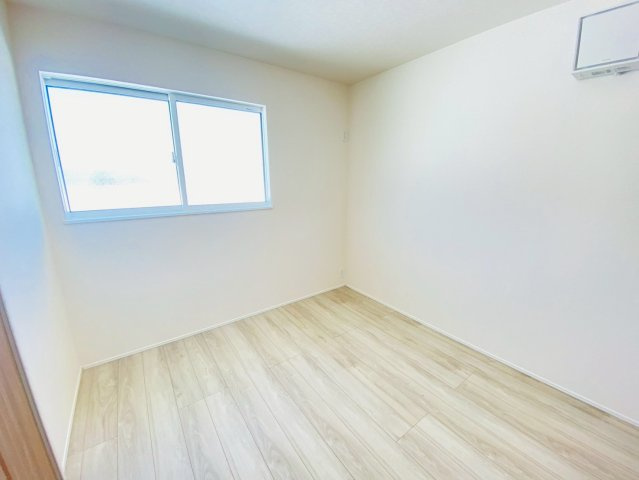 リナージュ／上益城益城町広崎第1期／１号棟の洋室