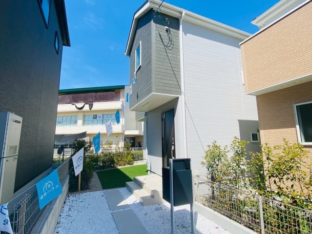 リナージュ／上益城益城町広崎第1期／１号棟の玄関