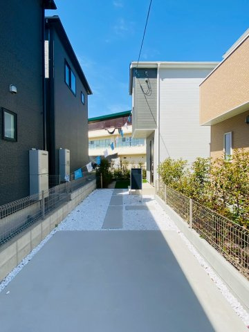 リナージュ／上益城益城町広崎第1期／１号棟の駐車場