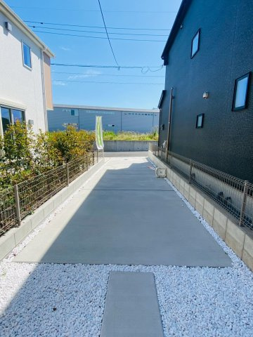 リナージュ／上益城益城町広崎第1期／１号棟の駐車場
