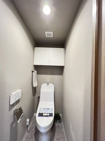 ウィルコート八木のトイレ|温水洗浄便座