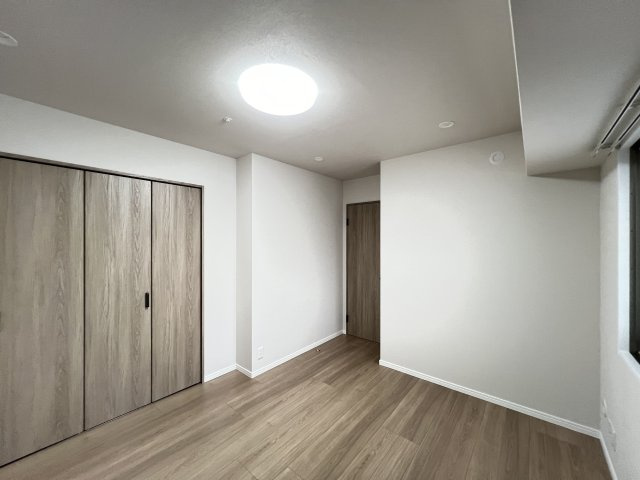 ウィルコート八木の洋室|寝室7.2帖です