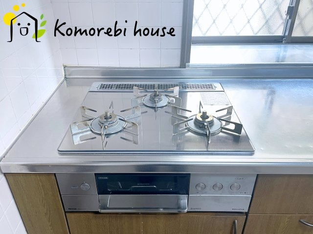 上尾市瓦葺　中古一戸建てのキッチン