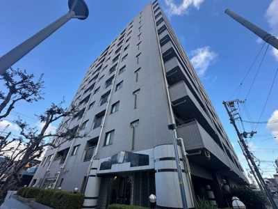 【外観】 | 藤和シティホームズ吹田駅前 | 東海道本線「吹田」駅まで徒歩3分の駅近マンション！お出かけや通勤通学もラクラク。休日のお出かけも楽しみになりますね。