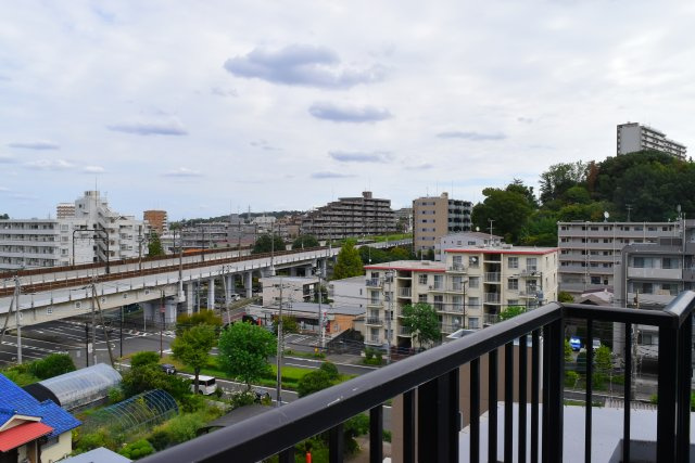 多摩市貝取１丁目の中古マンションの展望