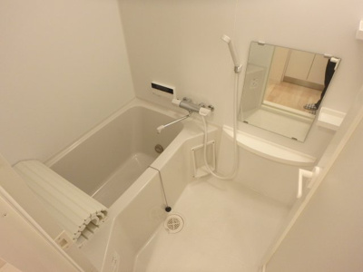 【浴室】 | ソリューション甲子園 | 内装もきれいです