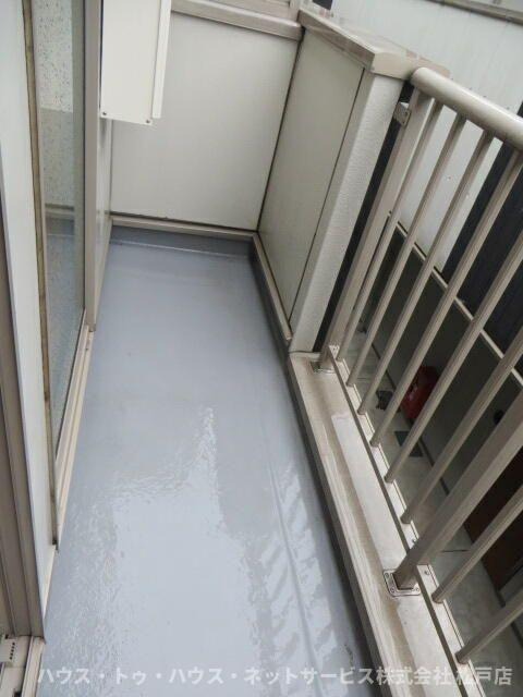 クレフラスト松戸吉井町Ａ棟のバルコニー