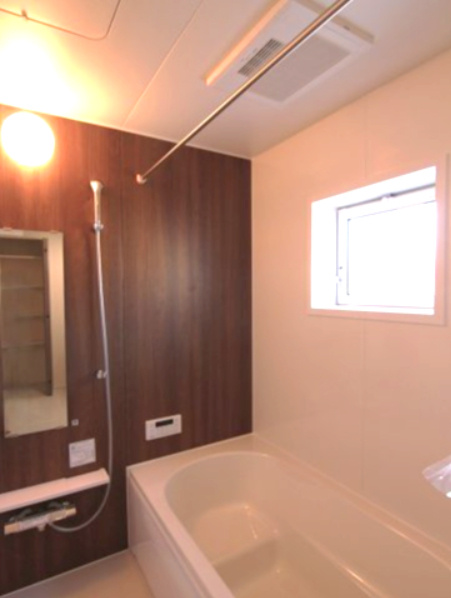 新築戸建　高崎市吉井町長根の浴室