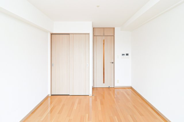 サヴォイザ・ブルネット　8階の居間・リビング|別号室のものです。現状優先になります。