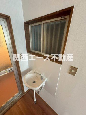  | 菱屋東２丁目貸家