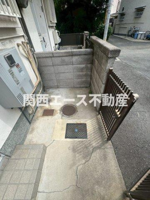  | 菱屋東２丁目貸家