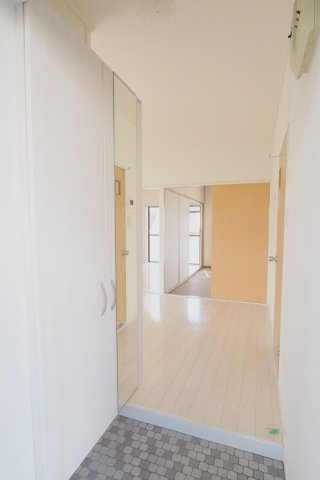 カルチェ田中の玄関