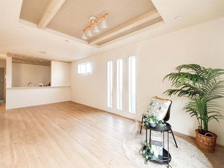 所沢市東狭山ケ丘１丁目　新築戸建　全５棟の居間・リビング