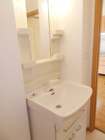 ベル　シャトーⅠの独立洗面台