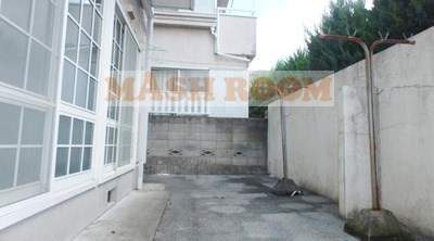 ラサール善福寺のバルコニー