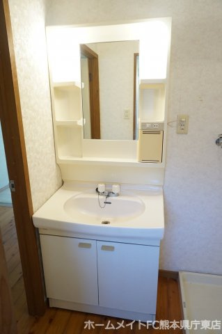 アメニティ出水Ⅱの独立洗面台