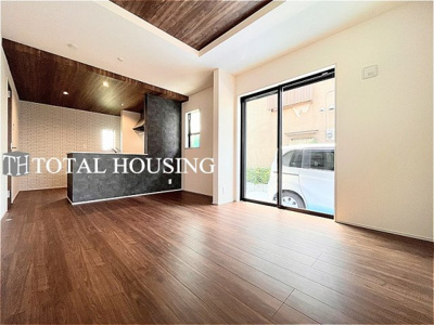 【居間・リビング】 | 小平市鈴木町2丁目　新築戸建　全1棟