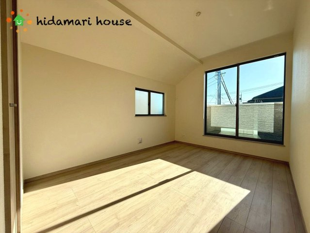 上尾市上第17　新築戸建　ハートフルAの洋室|２階洋室：6.5帖