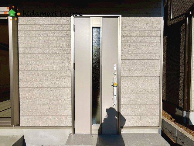 上尾市上第17　新築戸建　ハートフルAの玄関