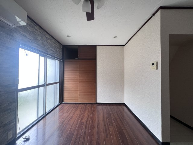 鈴蘭台北町1丁目戸建ての居間・リビング