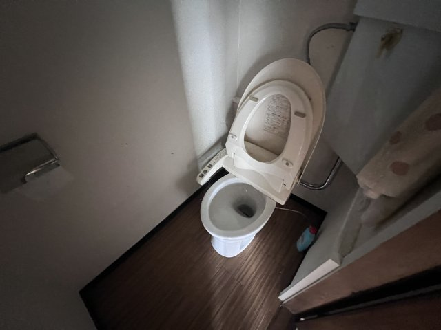 鈴蘭台北町1丁目戸建てのトイレ