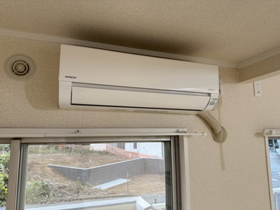 【玄関】 | メゾン池田 | 玄関から室内への景観です！右手にリビングダイニングキッチン、左手にトイレ・洗面所・バスルームがあります♪