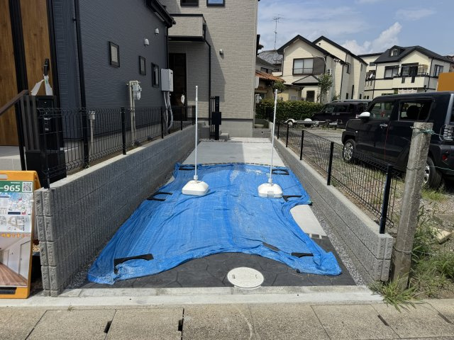 市川市本北方２丁目新築戸建【北方小学校：7分】の駐車場|1号棟駐車スペース・縦列2台駐車可