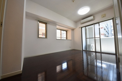 【居間・リビング】 | 仲介手数料半額！HPには初期費用掲載！アイセレブ高砂ベネフィス