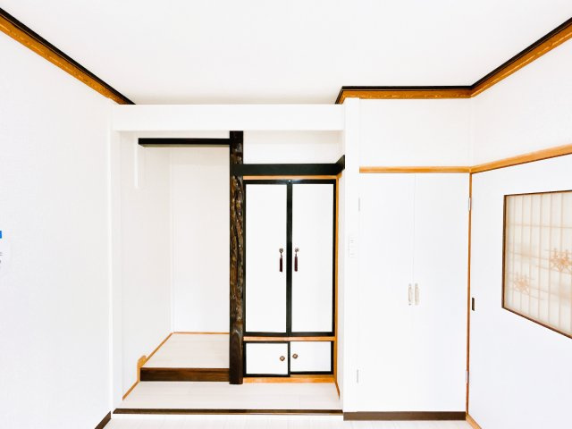 【収納】 | 北見市北光２１７番地４３　中古売家　 | 【リフォーム後】1階西側洋室の収納です。