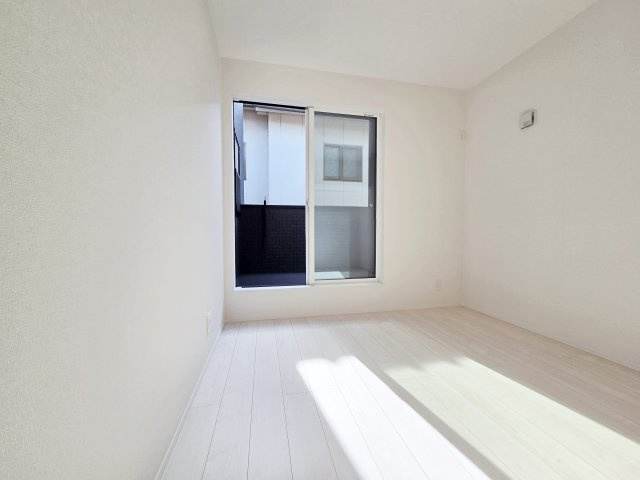 【洋室】 | 東海市第2荒尾町細高根　2号棟