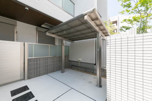 コモド ヴェルデのエントランス