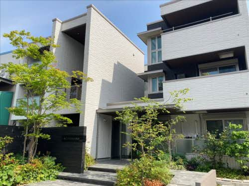 コモド ヴェルデのエントランス