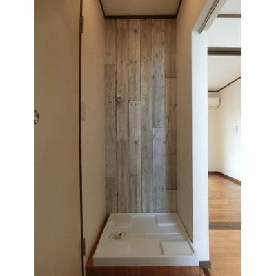 【設備】 | エクレール荻窪A | 室内洗濯機置き場。