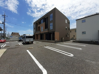 【駐車場】 | ティアラ　プリンス | 駐車場