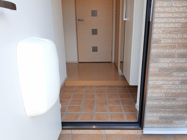 エレガント・ヒルズⅡの玄関|玄関