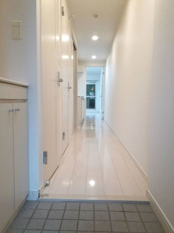 オータム　アベニューの玄関