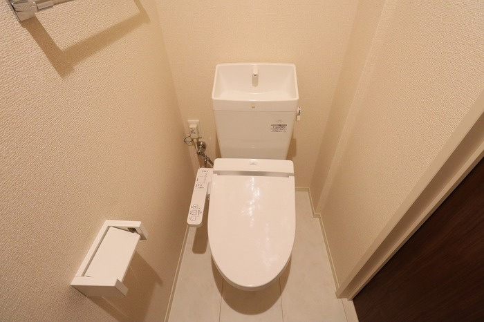 チェスナットのトイレ|温水洗浄暖房便座