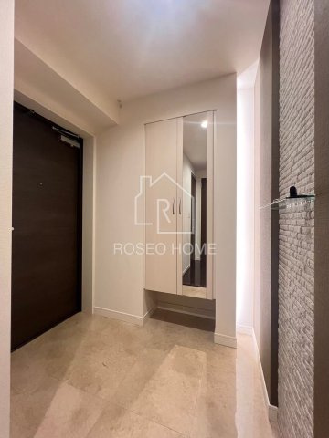 プロシード釣鐘の玄関