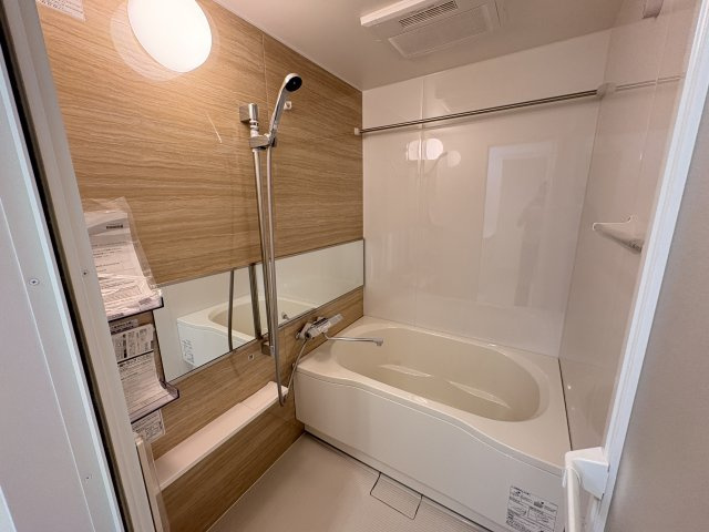 ハイレジデンス朝霧の浴室