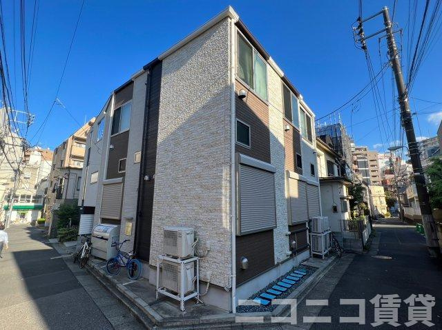 豊島区北大塚３丁目のアパートの外観|
