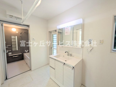 【脱衣所】 | 浜松市中央区雄踏町宇布見 新築一戸建て 1号棟 | 脱衣場です