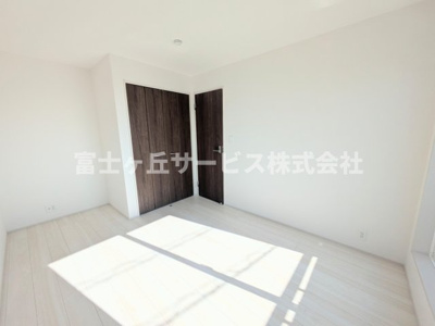 【洋室】 | 浜松市中央区雄踏町宇布見 新築一戸建て 1号棟 | 洋室です