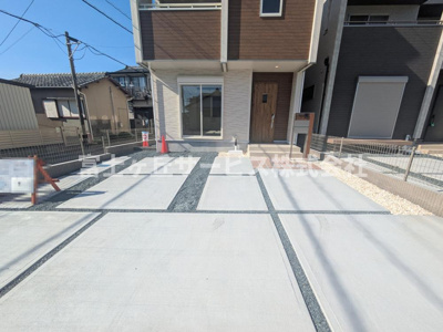 【駐車場】 | 浜松市中央区雄踏町宇布見 新築一戸建て 1号棟 | ３台駐車可能