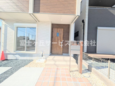 【エントランス】 | 浜松市中央区雄踏町宇布見 新築一戸建て 1号棟 | エントランスです