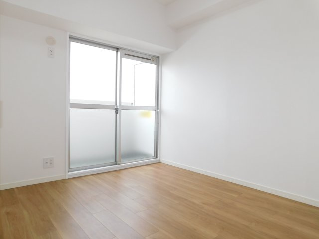 名古屋市北区上飯田通３丁目の中古マンションの洋室|◇洋室◇　　明るい洋室　（２０２５年８月リフォーム済）